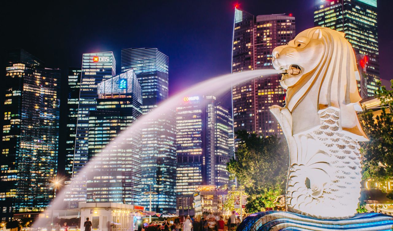 photo of singapore cityscape at night